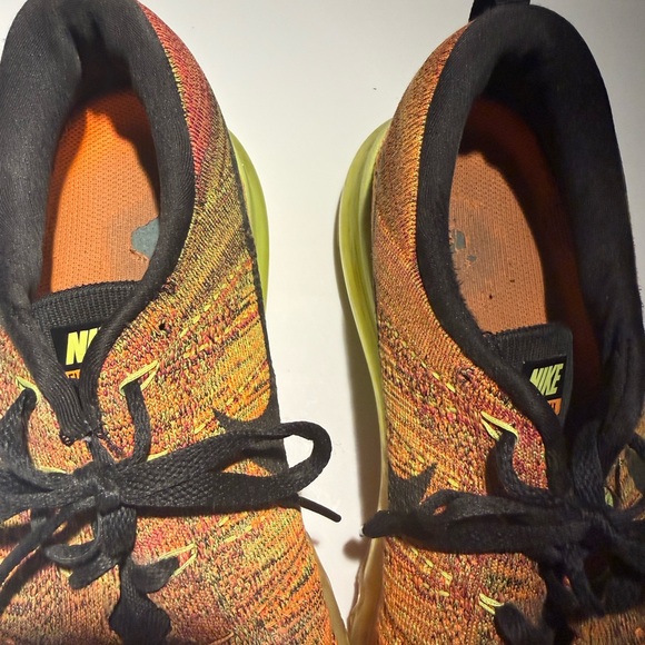 Nike Flyknit Max Air Max Running Shoes Orange Black Sneakers Size 12.5